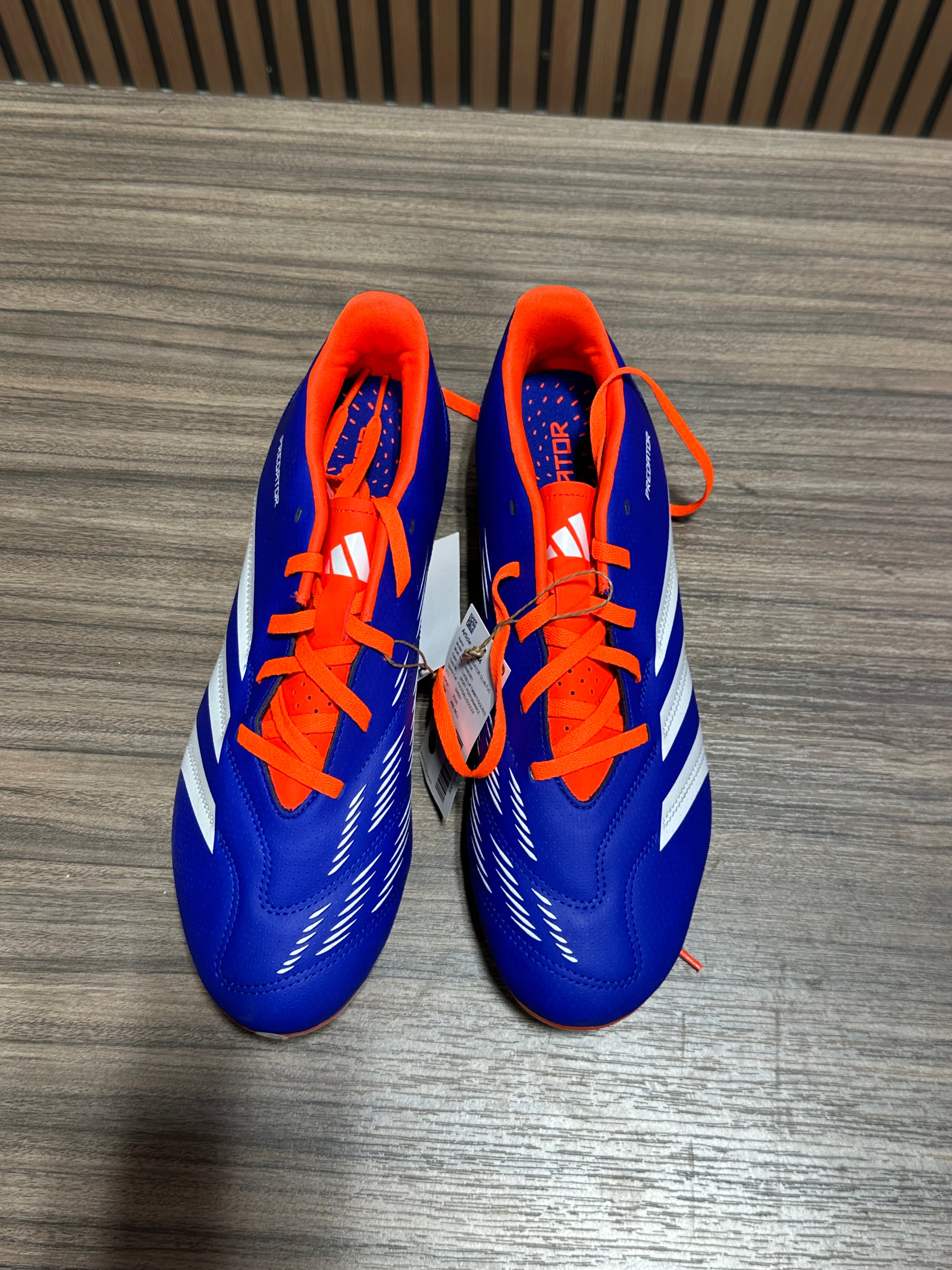 Adidas Predator Club FxG soccer cleats sz 9
