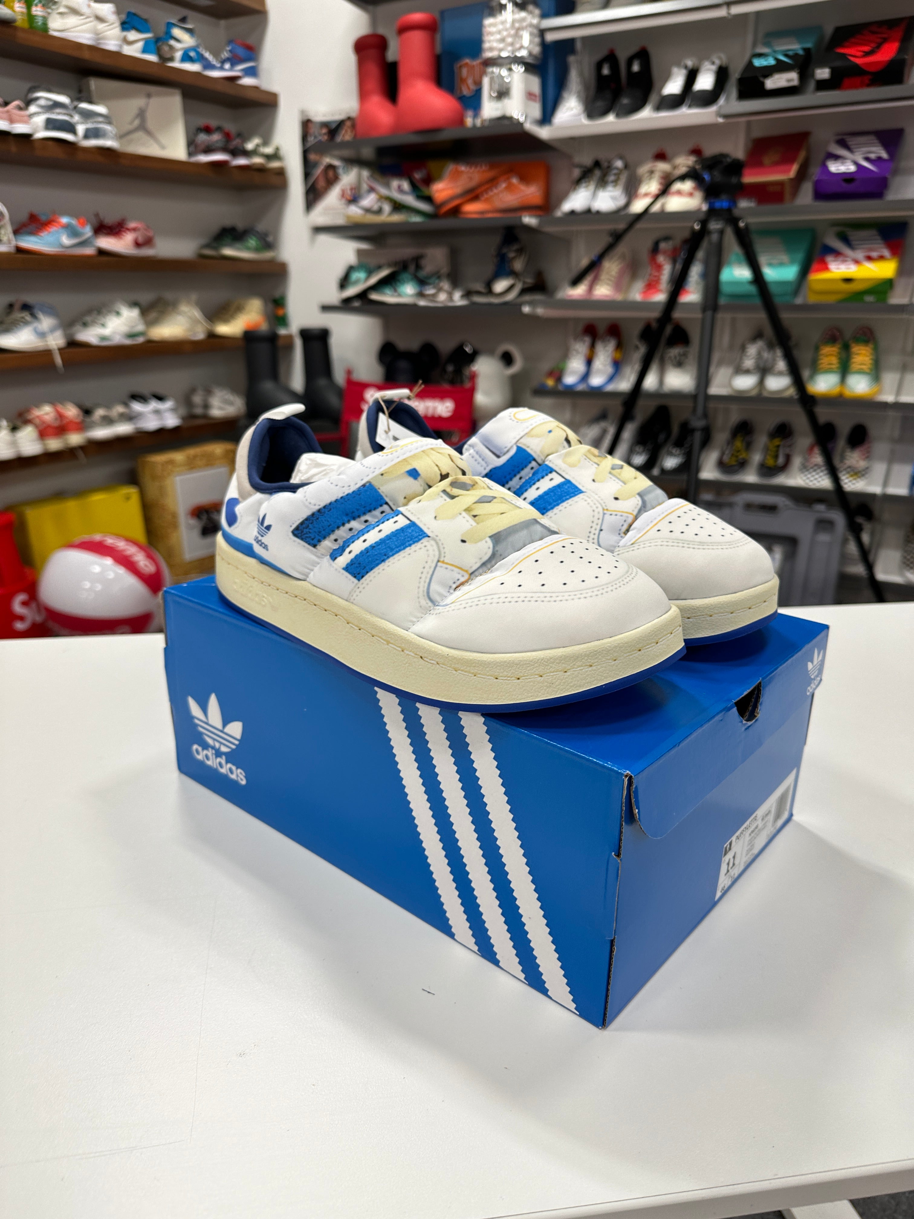 Adidas Puffylette Sz 11