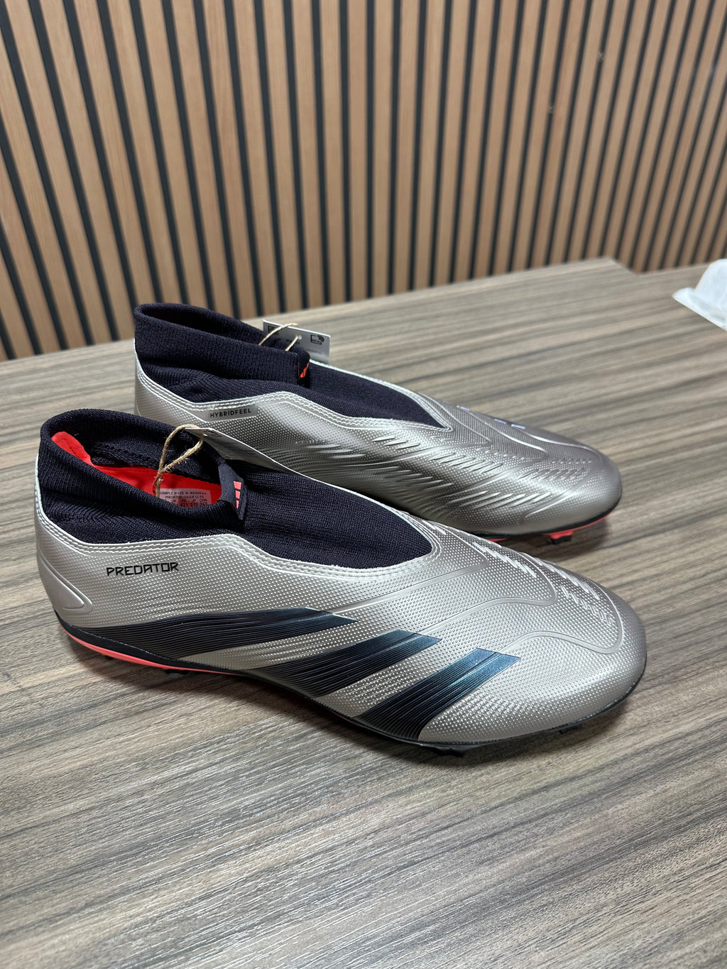 Adidas Predator Elite Laceless Firm Ground Sz 9