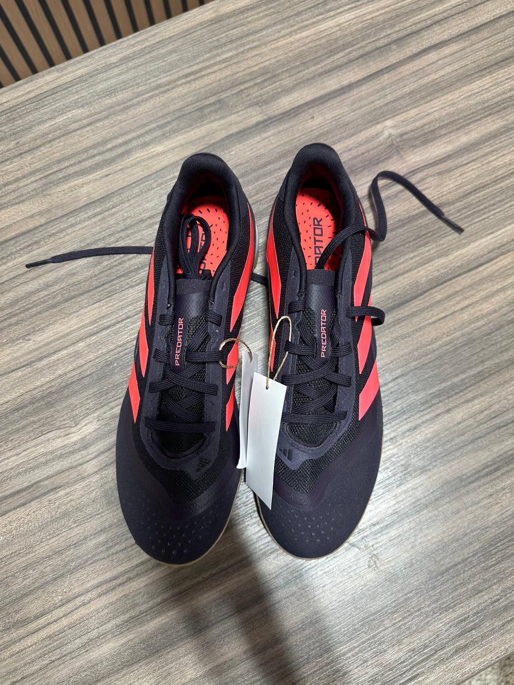 Adidas Predator League Indoor soccer shoes Sz 9