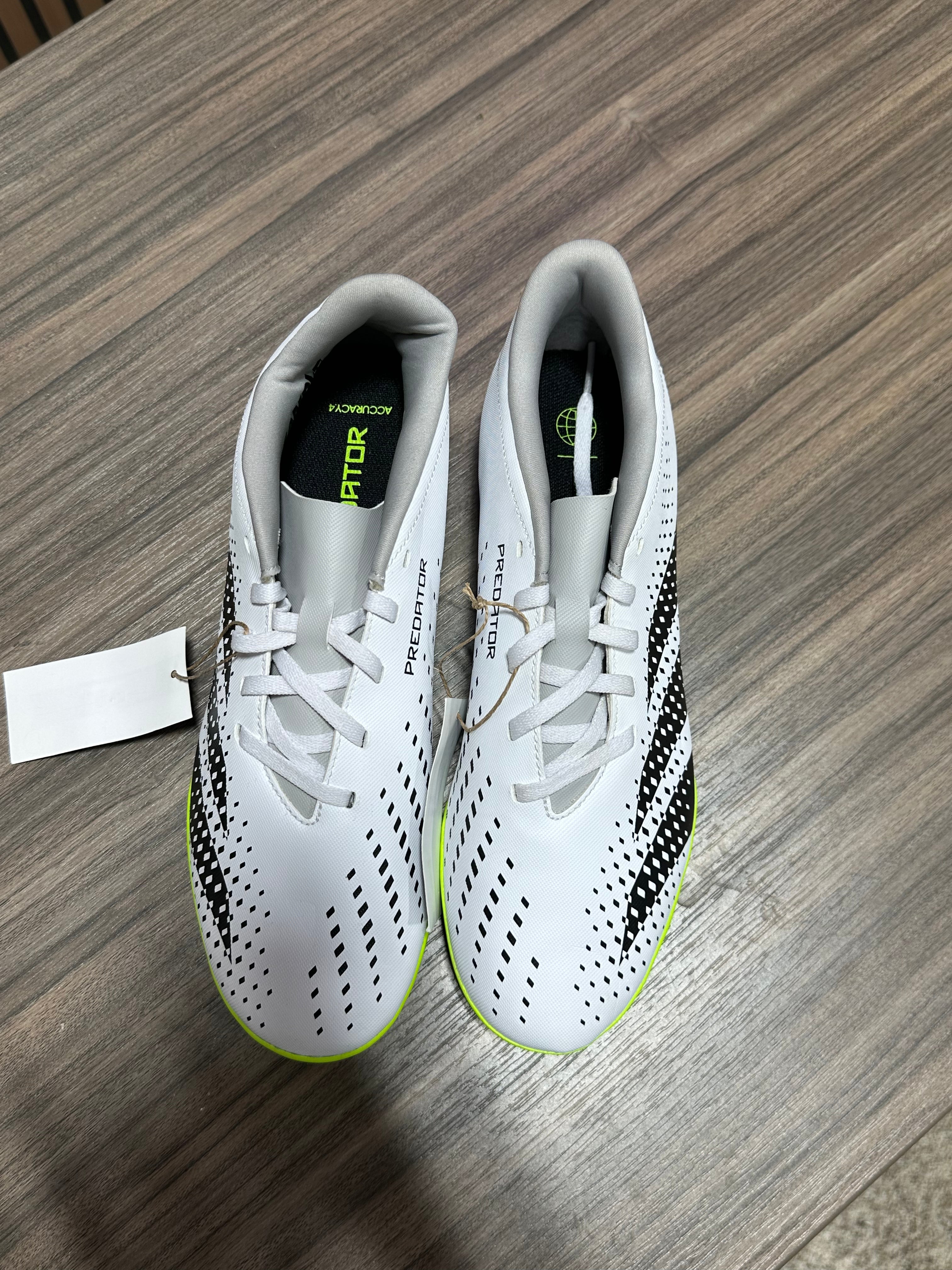 Adidas Predator Accuracy.4 Turf soccer shoes sz 9