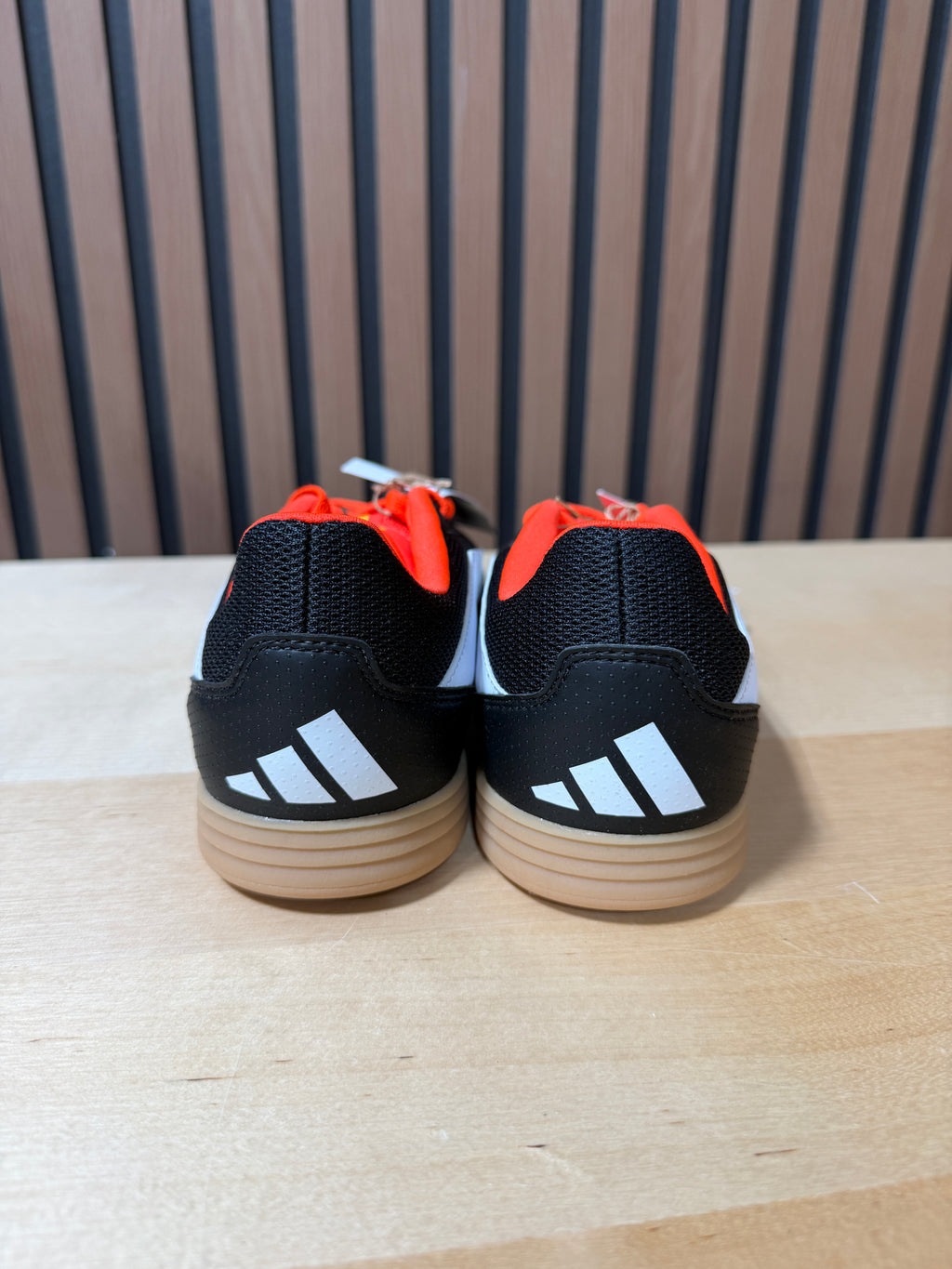 Adidas Predator Club Indoor Sala junior Soccer Shoes sz 3.5