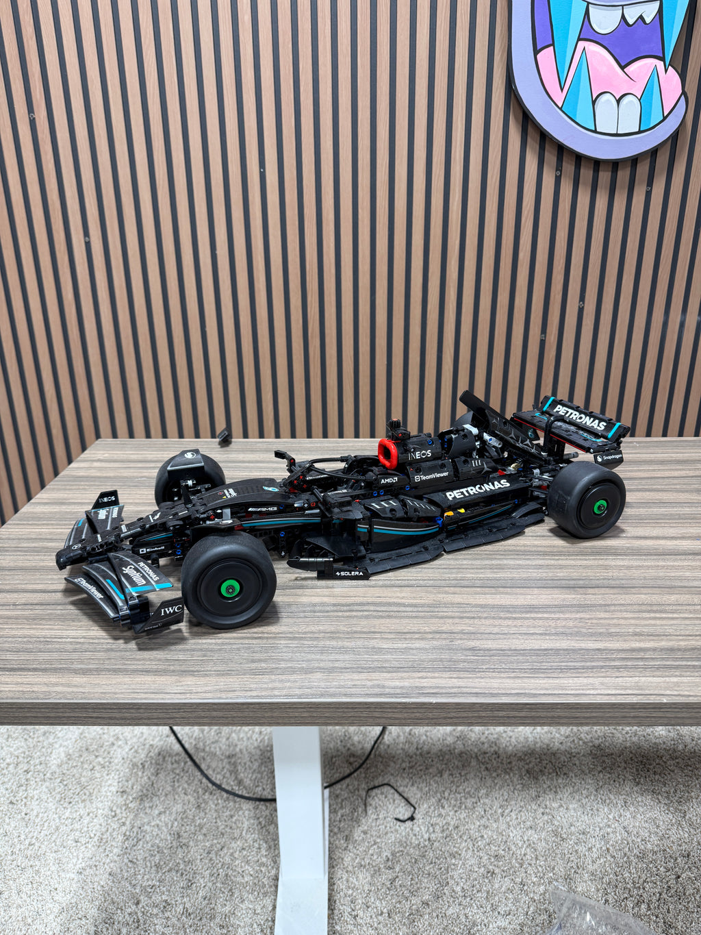 LEGO TECHNIC: Mercedes-AMG F1 W14 E Performance (42171)