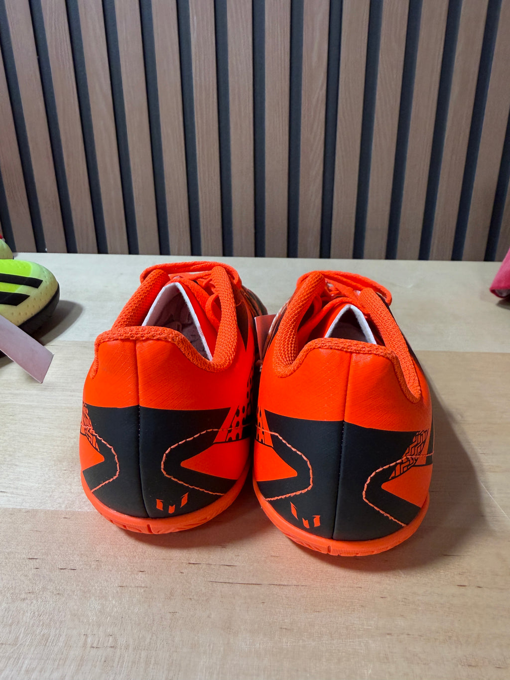 Adidas X Speedportal Messi.4 Indoor junior Soccer Shoes sz 3.5