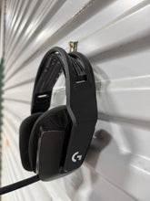 Load image into Gallery viewer, Logitech G733 Lightspeed Wireless RGB Gaming Headset PS4, PS5, PC
