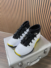 Load image into Gallery viewer, Jordan 17 Retro Low All-Star Lightning (2024) Sz 7
