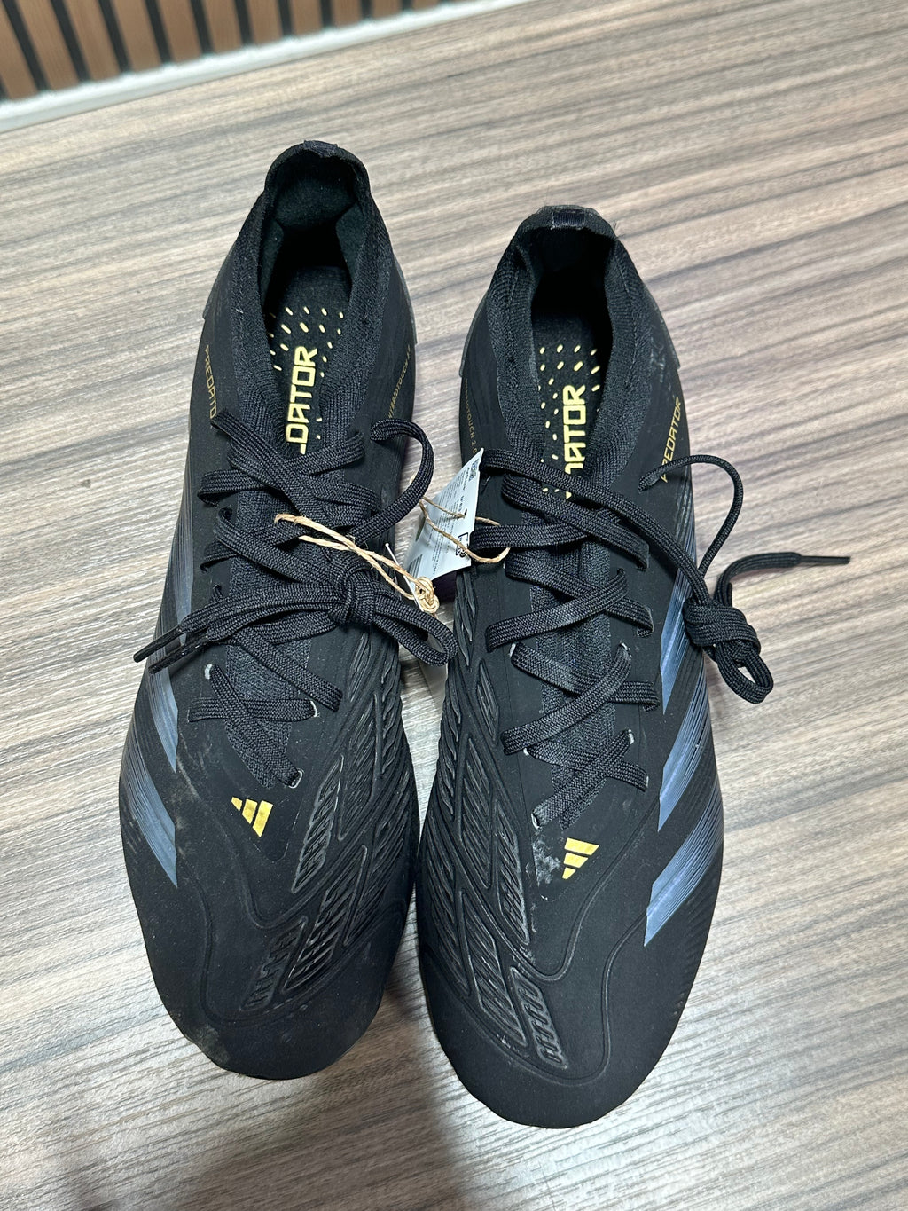 Black adidas Predator Pro Firm Ground soccer cleats sz 9
