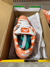 Load image into Gallery viewer, Concepts x Nike Dunk Low SB 'Orange Lobster' Special Box Sz 9
