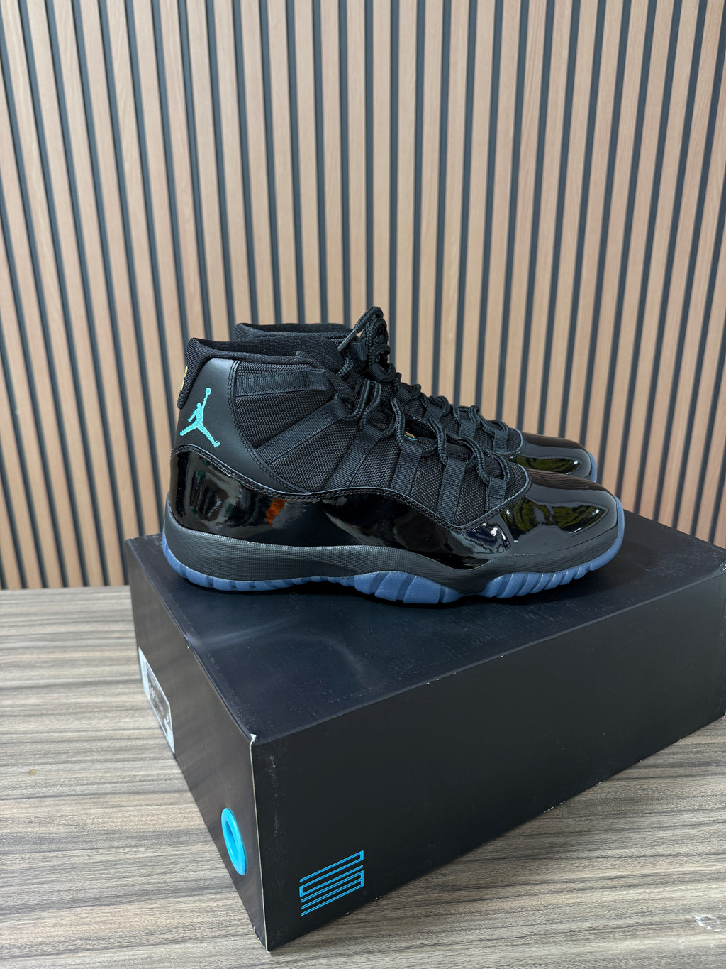 Air Jordan 11 Retro 'Gamma Blue' 2025 Sz 11.5