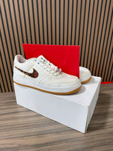 Load image into Gallery viewer, Travis Scott x Nike Air Force 1 'Travis Scott' Sz 10.5
