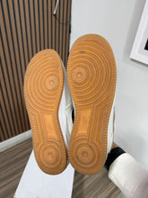 Load image into Gallery viewer, Travis Scott x Nike Air Force 1 'Travis Scott' Sz 10.5
