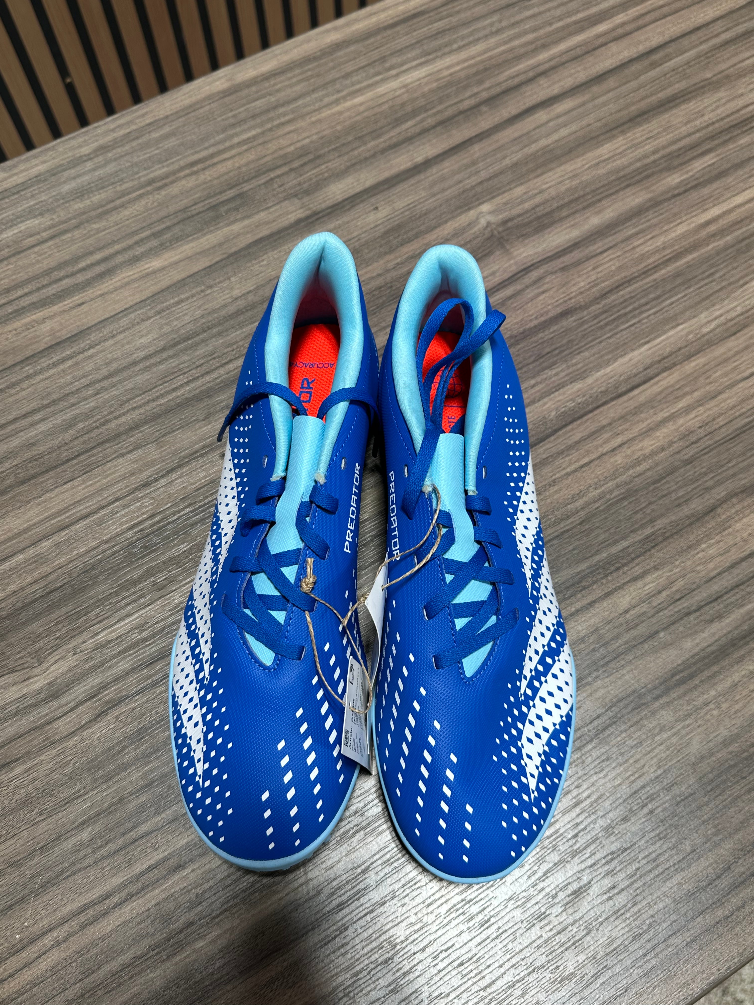 Adidas Predator Accuracy.4 Turf soccer shoes sz 9