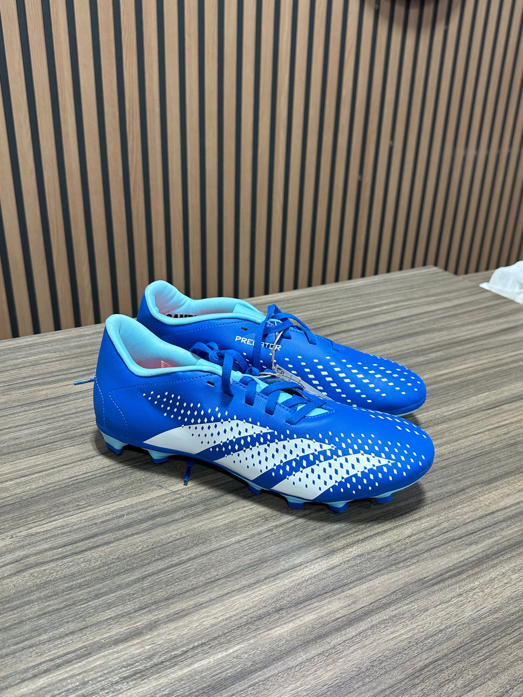 Adidas Predator Accuracy.4 FxG soccer cleats sz 9