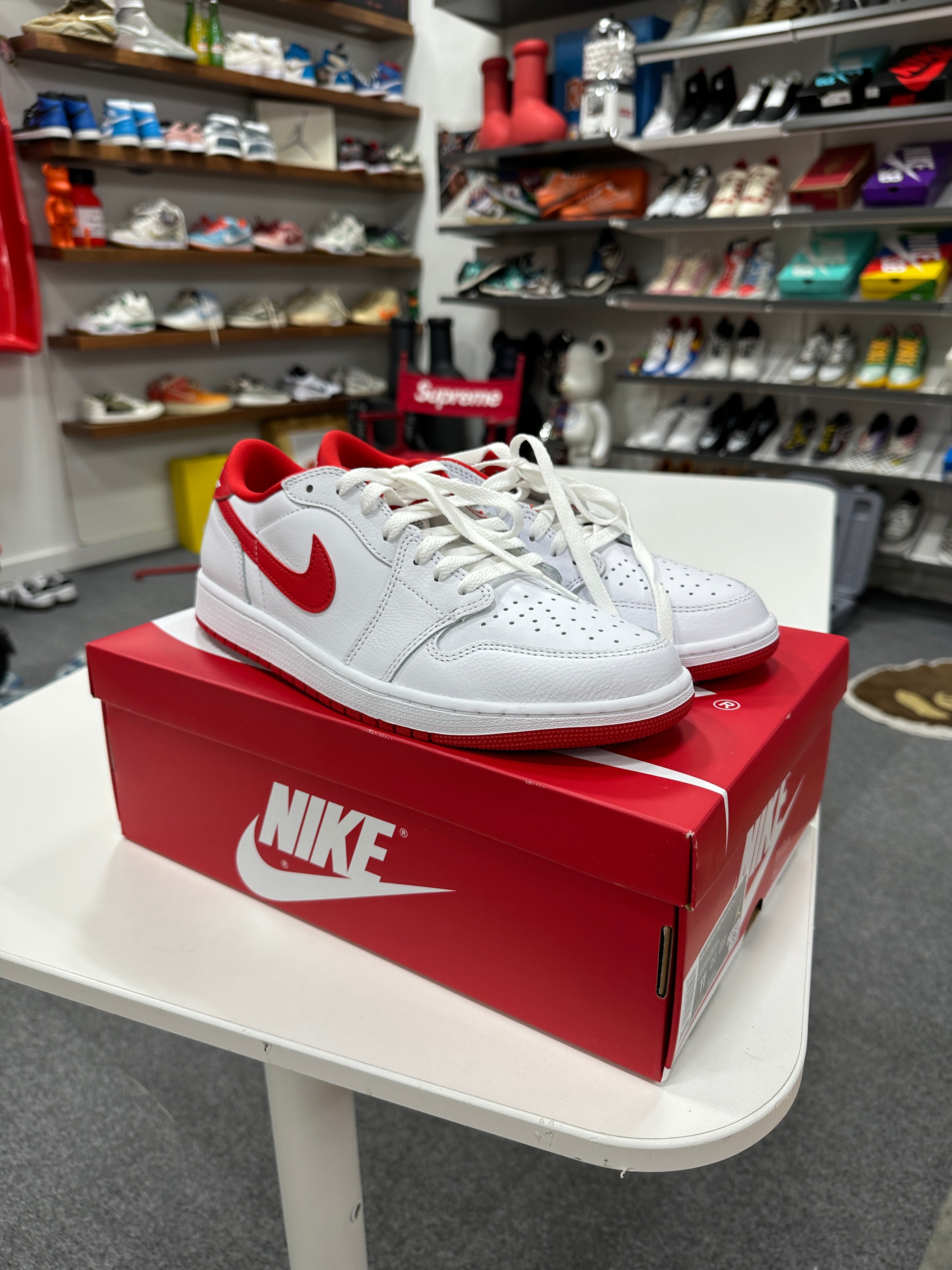 Jordan 1 Red/White Sz 11
