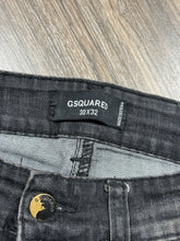 Load image into Gallery viewer, Gsquared Jeans Sz 30x32
