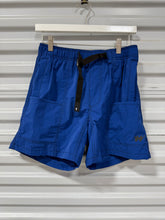 Load image into Gallery viewer, Without Walls Shorts Sz S
