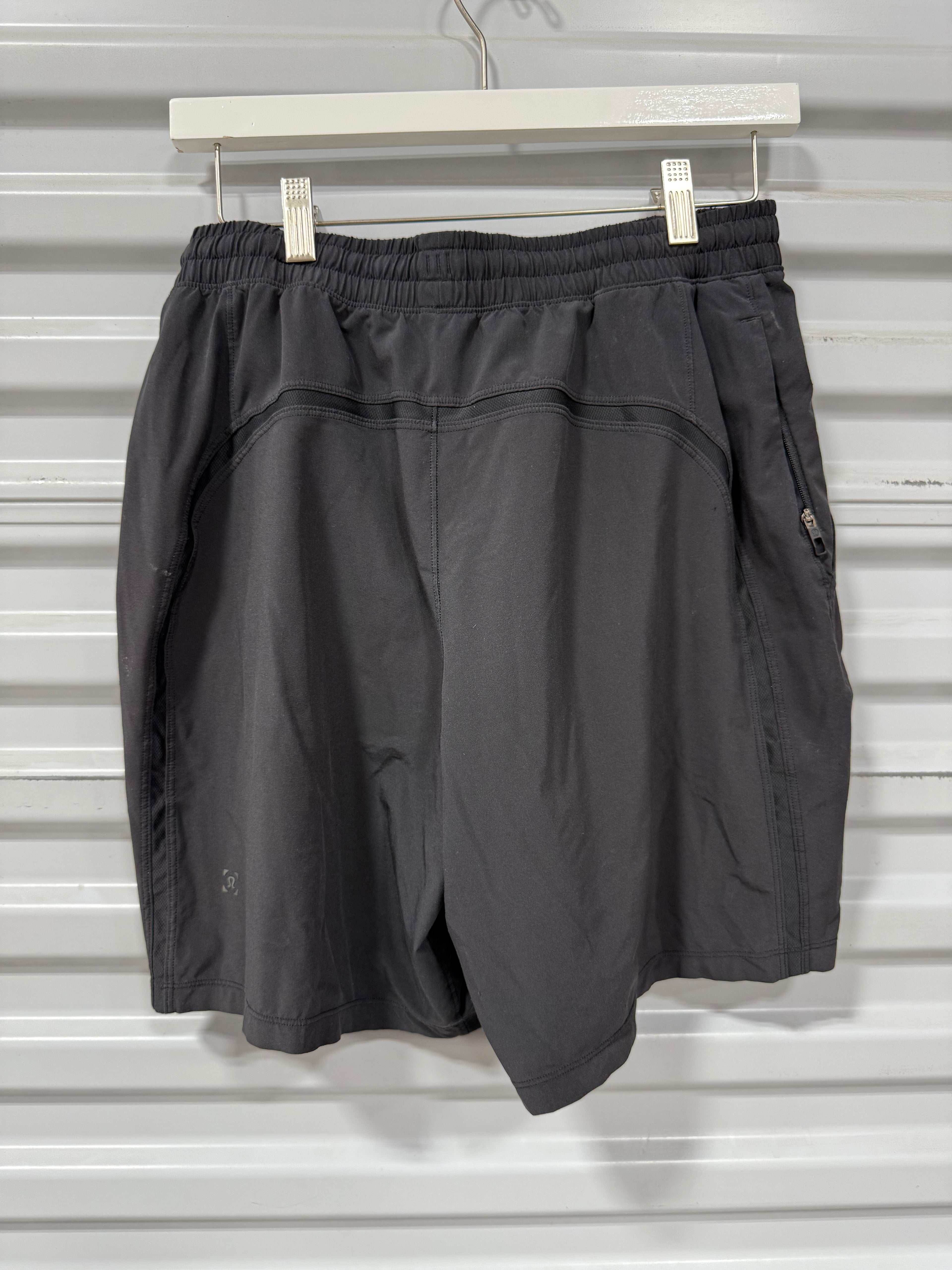Lululemon Shorts Sz M