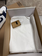 Load image into Gallery viewer, Jordan 1 Retro Low OG Howard University Sz 10.5

