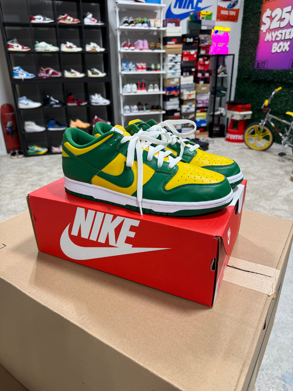 Nike Dunk Low Brazil (2020/2024) size 10.5