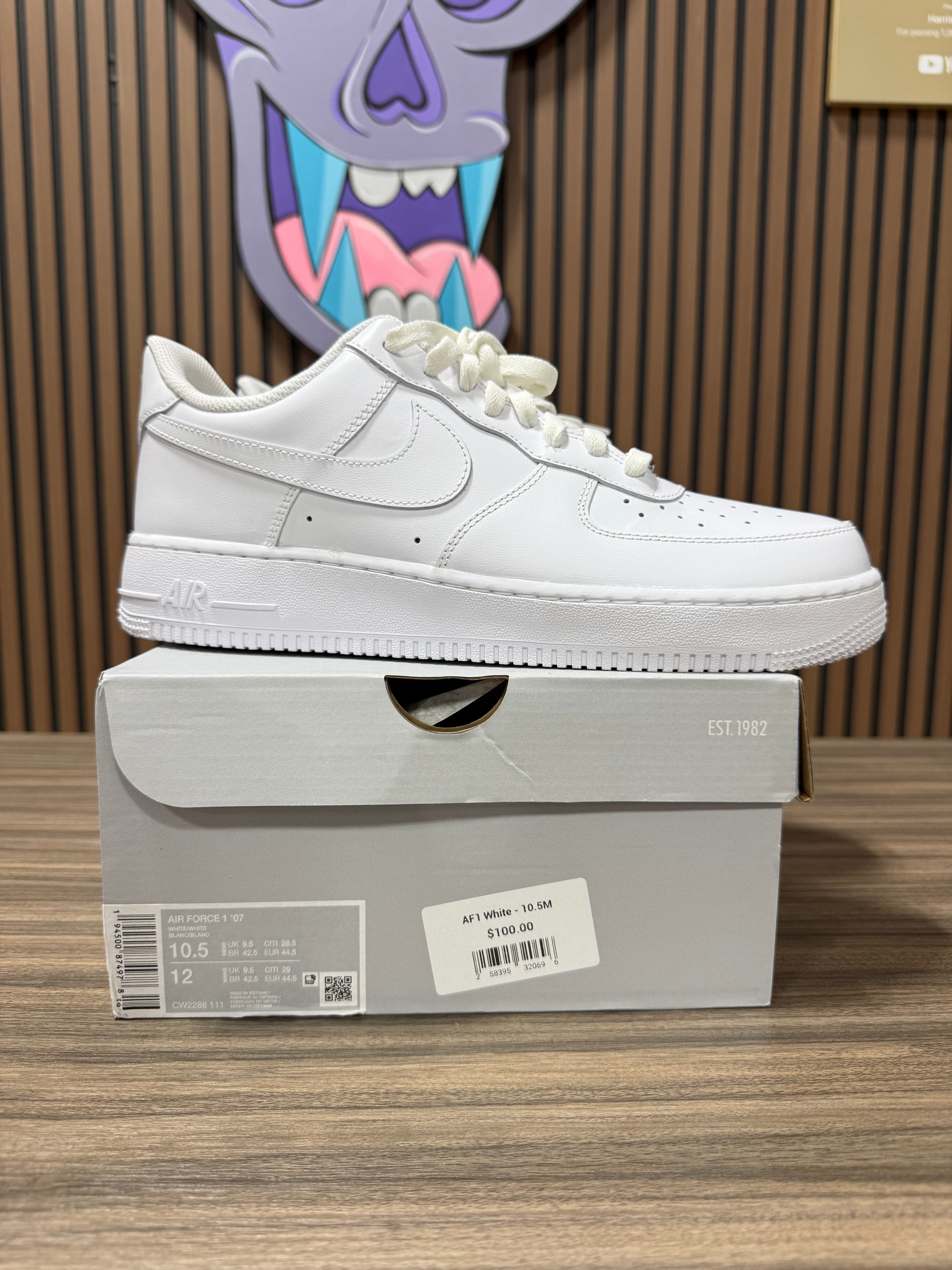 Air Force 1 White Sz 10.5