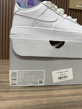 Load image into Gallery viewer, Air Force 1 White Sz 10.5

