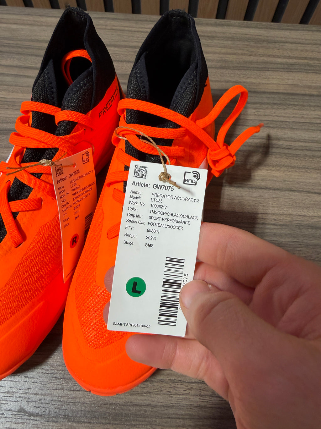adidas(GS) adidas Predator Accuracy.3 IN 'Heatspawn Pack' Sz 3.5