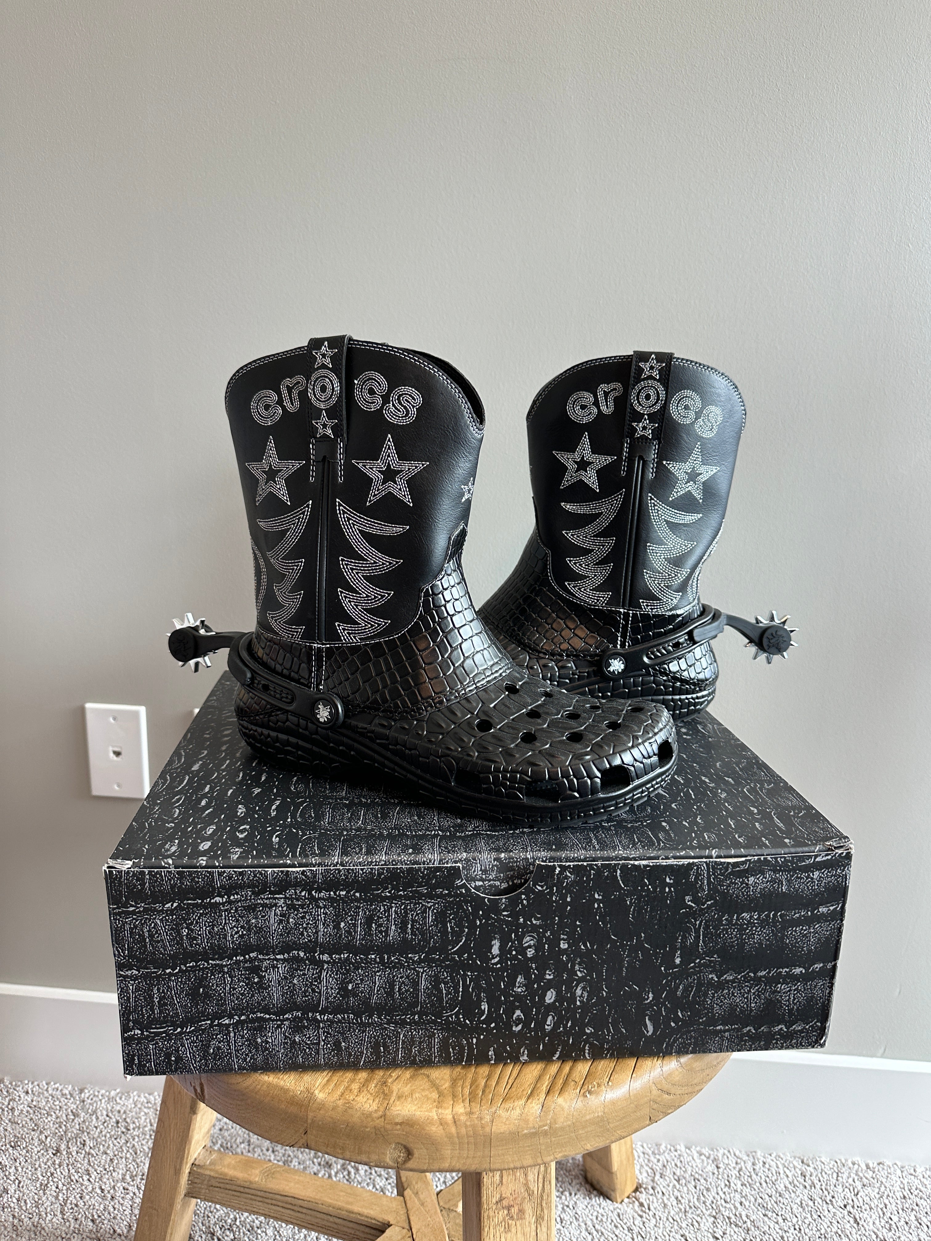 Crocs Classic Cowboy Boot Sz 11