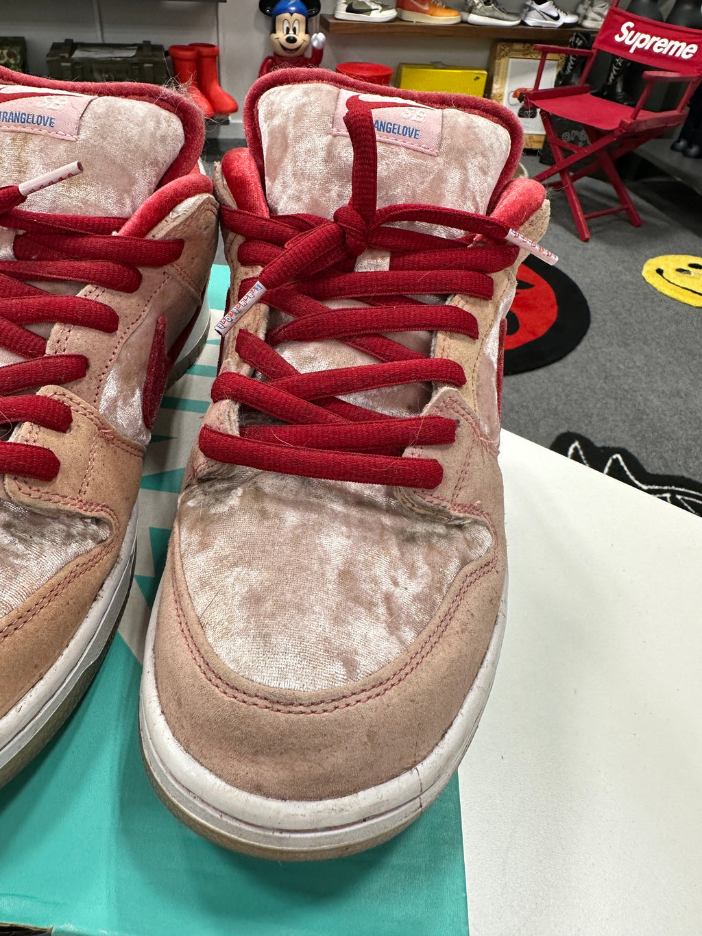 Nike SB Dunk Low StrangeLove Skateboards Sz 11.5