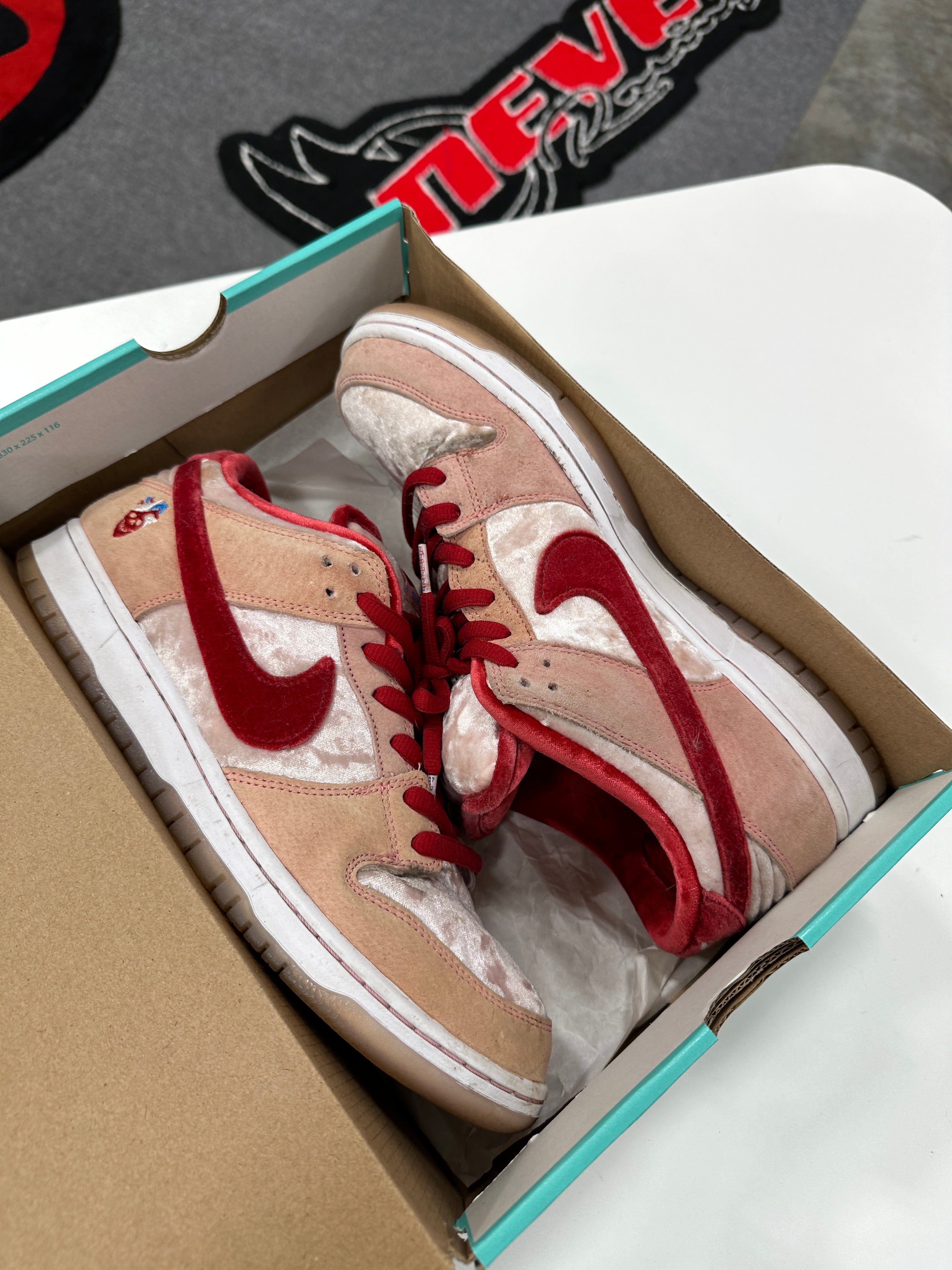 Nike SB Dunk Low StrangeLove Skateboards Sz 11.5