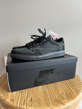 Load image into Gallery viewer, Jordan 1 Low Travis Scott Black Phantom Sz 11
