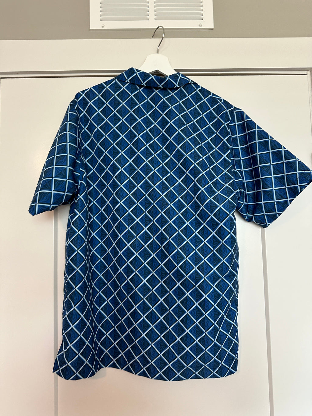 Concepts Button Down Sz M