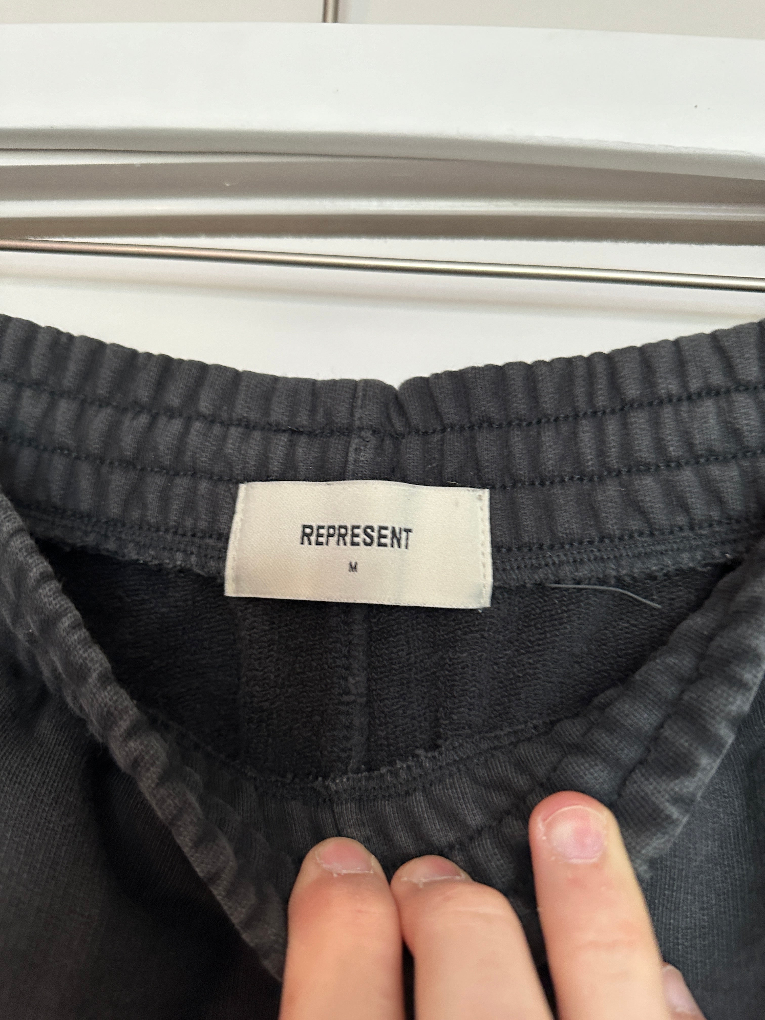 Present Black Shorts Sz M