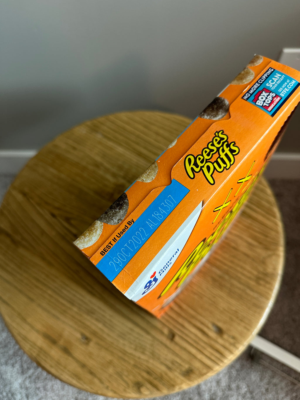 Reeces Puffs x KAWS