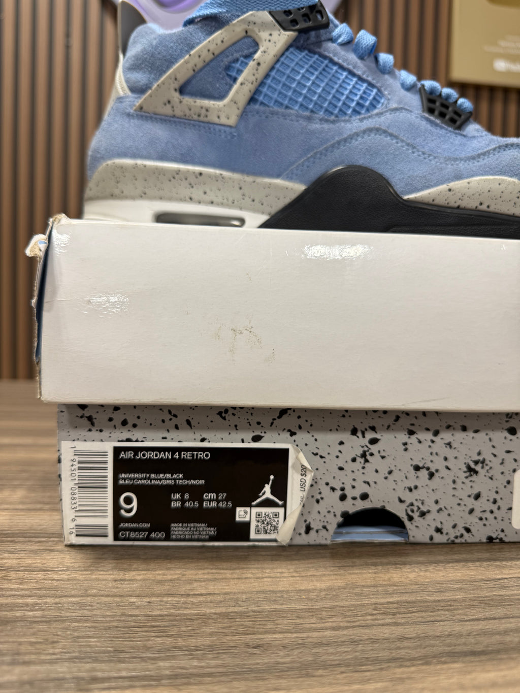 Jordan 4 UNC Sz 9