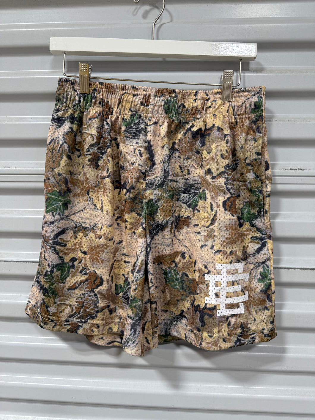 Eric Emanuel Shorts Camo Sz M