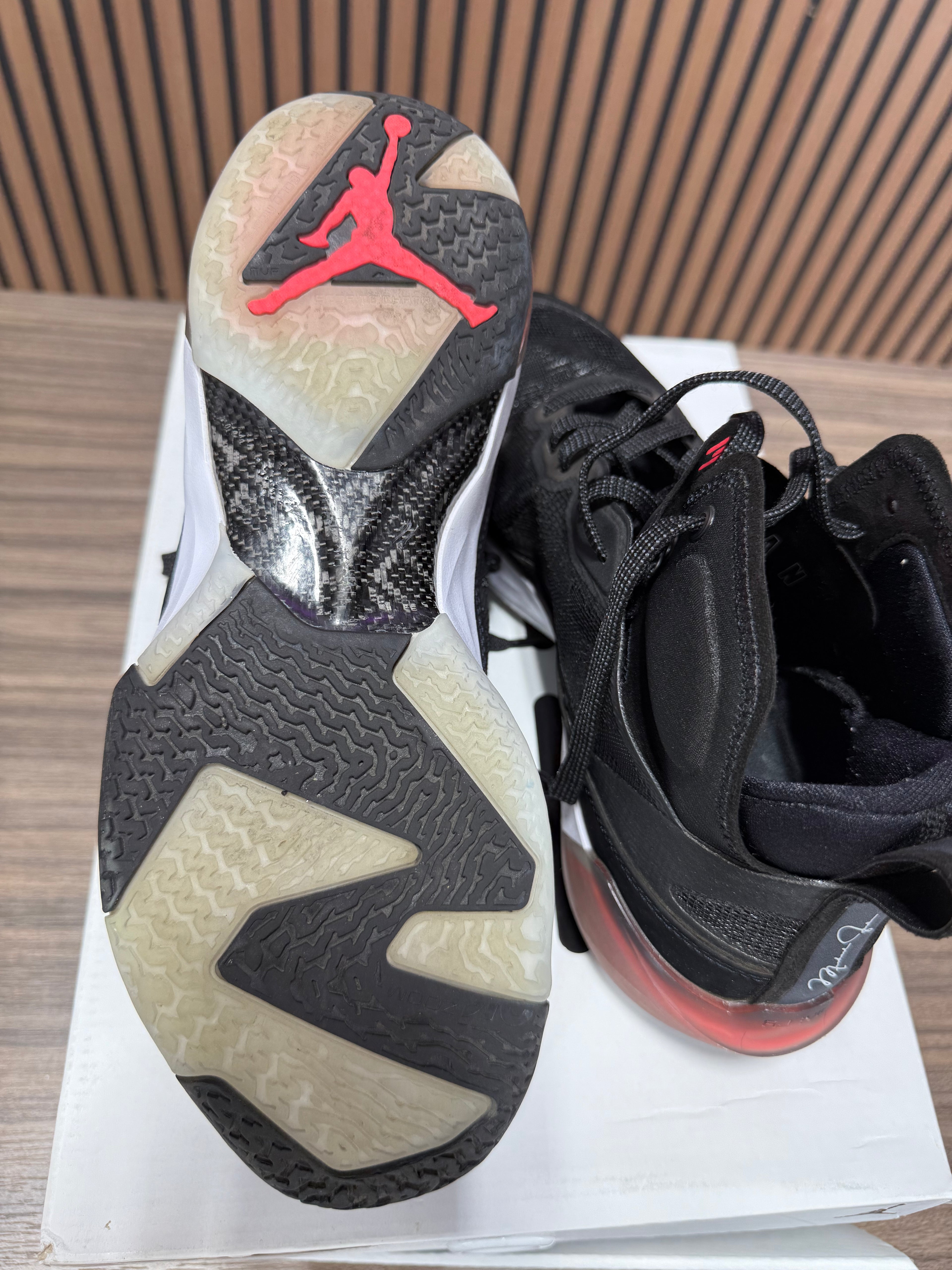 Jordan 37 XXXVII Hot Punch Sz 9.5