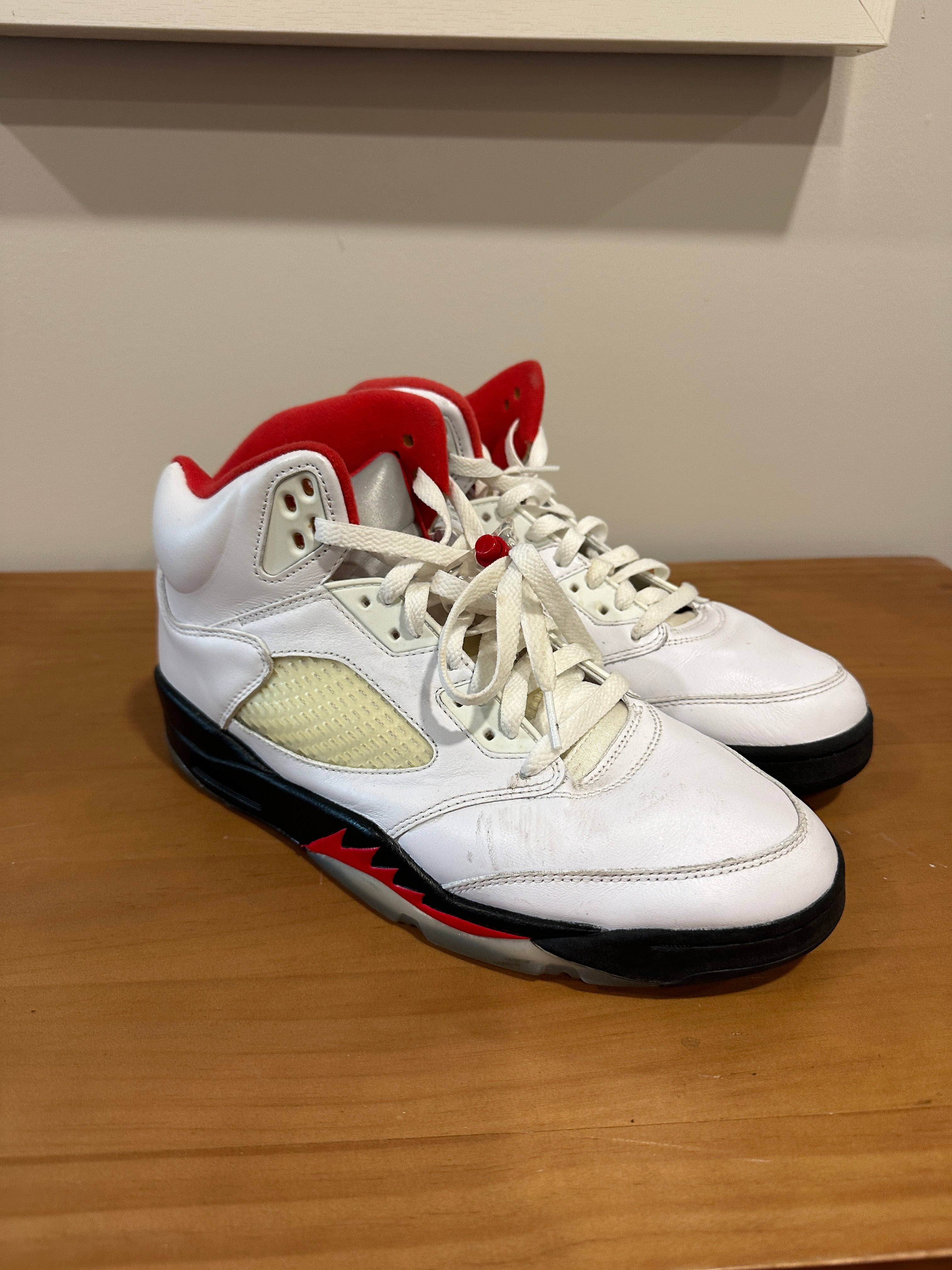 Jordan 5 Retro Fire Red Silver Tongue (2020) Sz 9.5