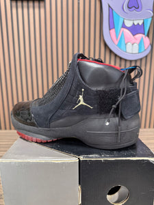 Air Jordan 19 Bred Sz 9.5