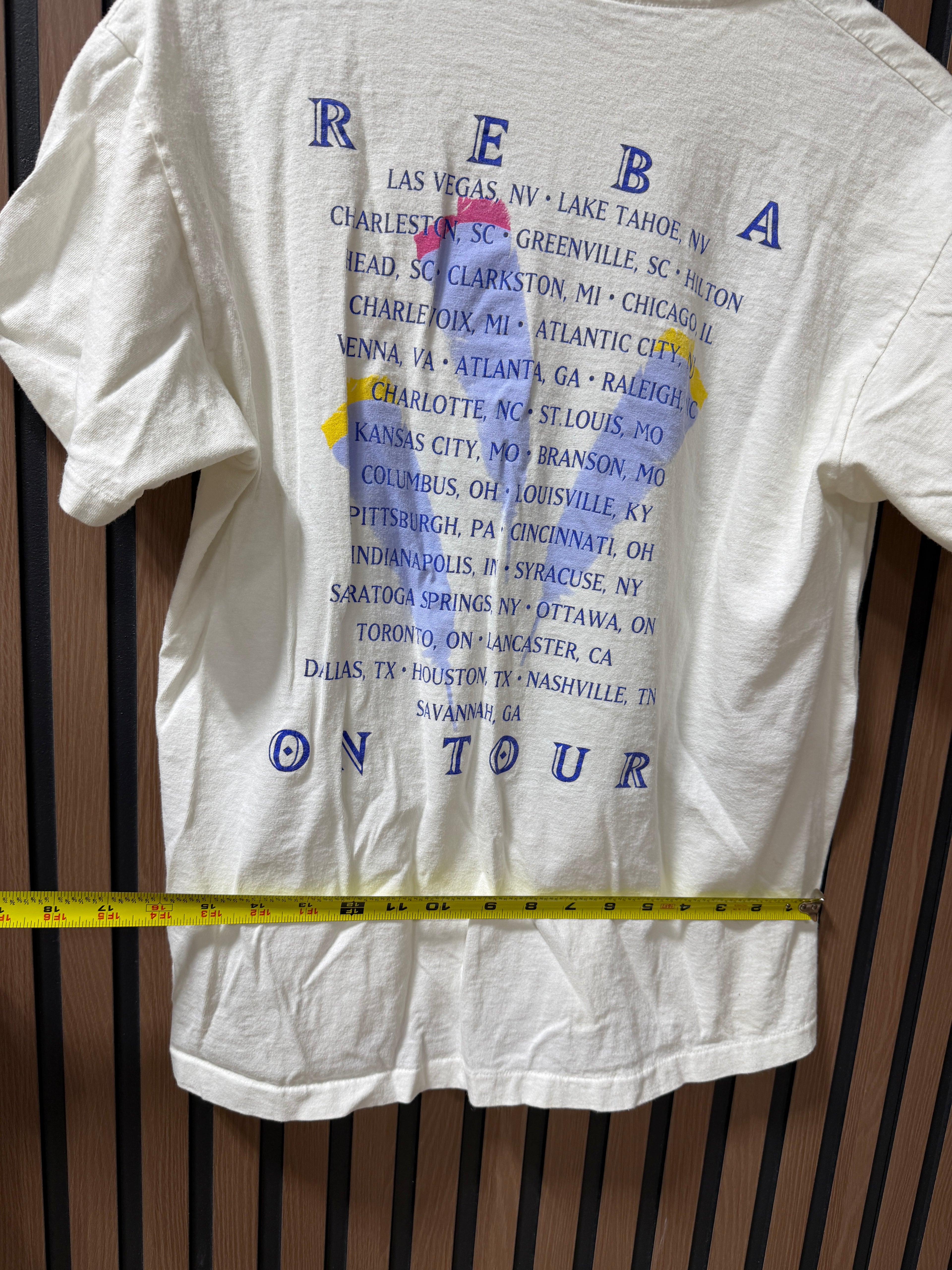 Vintage REBA Tour T-shirt (Fits Small/Medium) 16"W x 24" L