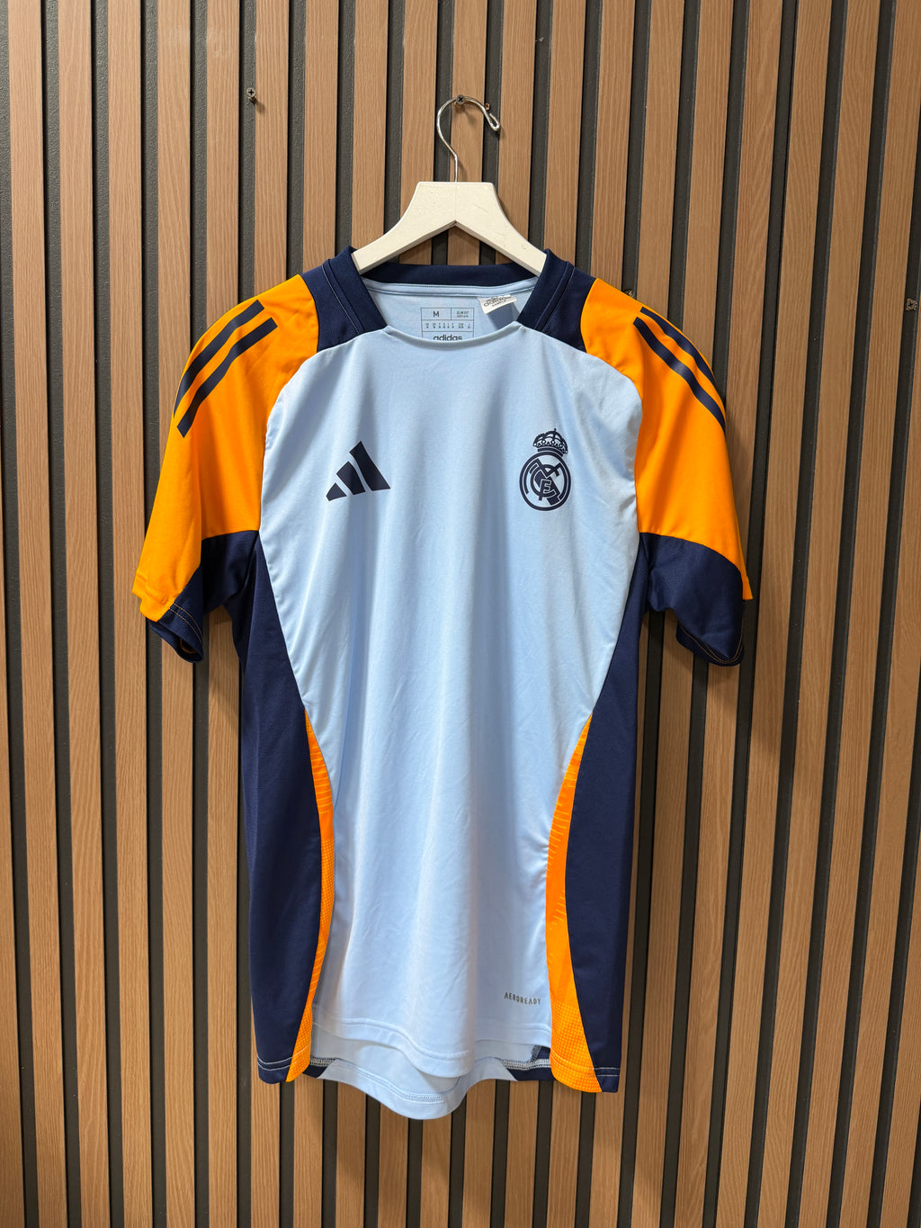 Real Madrid adidas AEROREADY training jersey Sz Medium