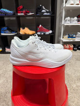 Load image into Gallery viewer, Kobe 8 Protro &#39;Halo&#39; sz 10.5 NO BOX
