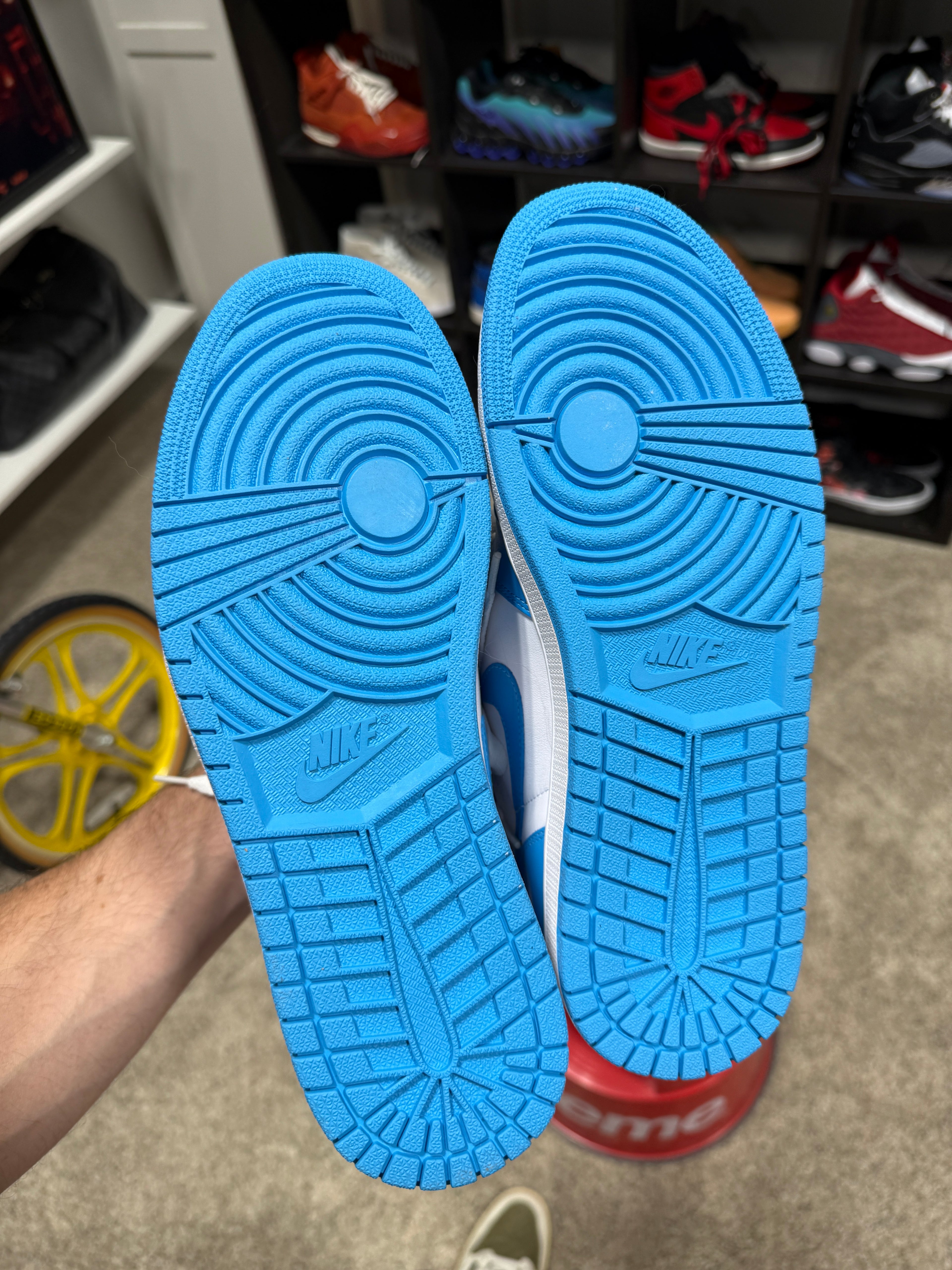 Air Jordan 1 Retro High OG 'UNC' Sz 10.5 - No box