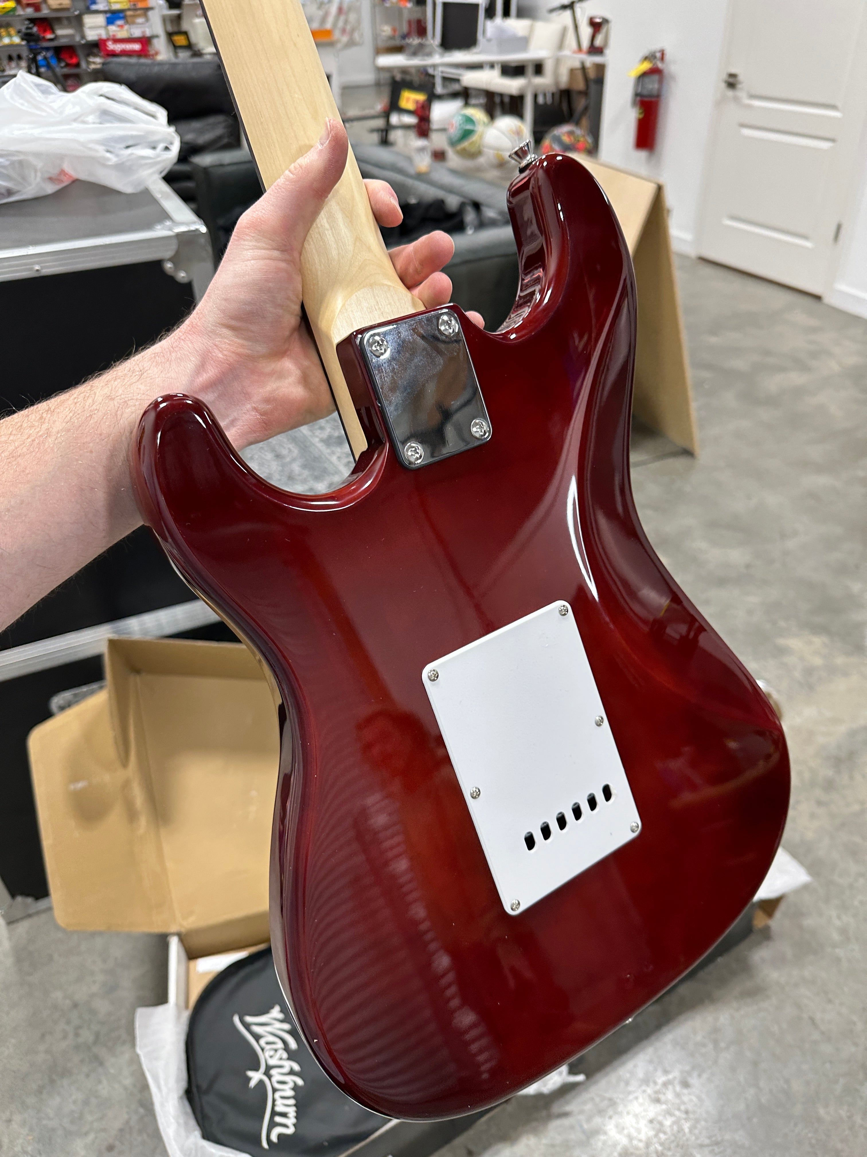 Washburn Guitars Take The Stage Pack