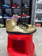 Load image into Gallery viewer, Nike Humidity x Dunk High SB &#39;Trumpet&#39; Sz 10.5
