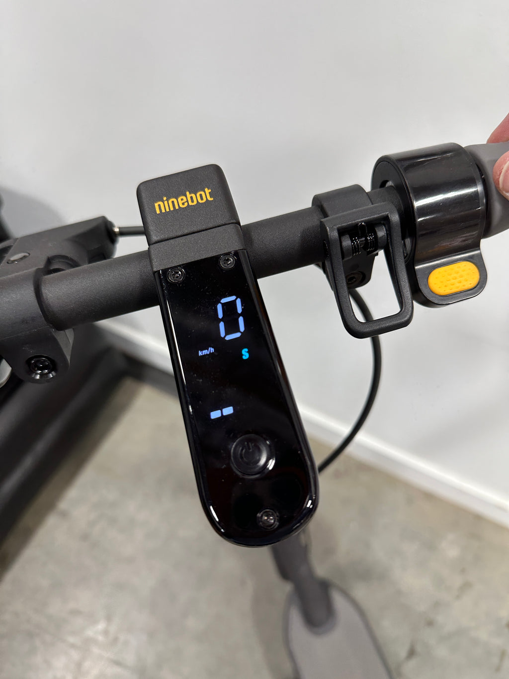 Segway - G30Max Electric Kick Scooter Foldable Electric Scooter