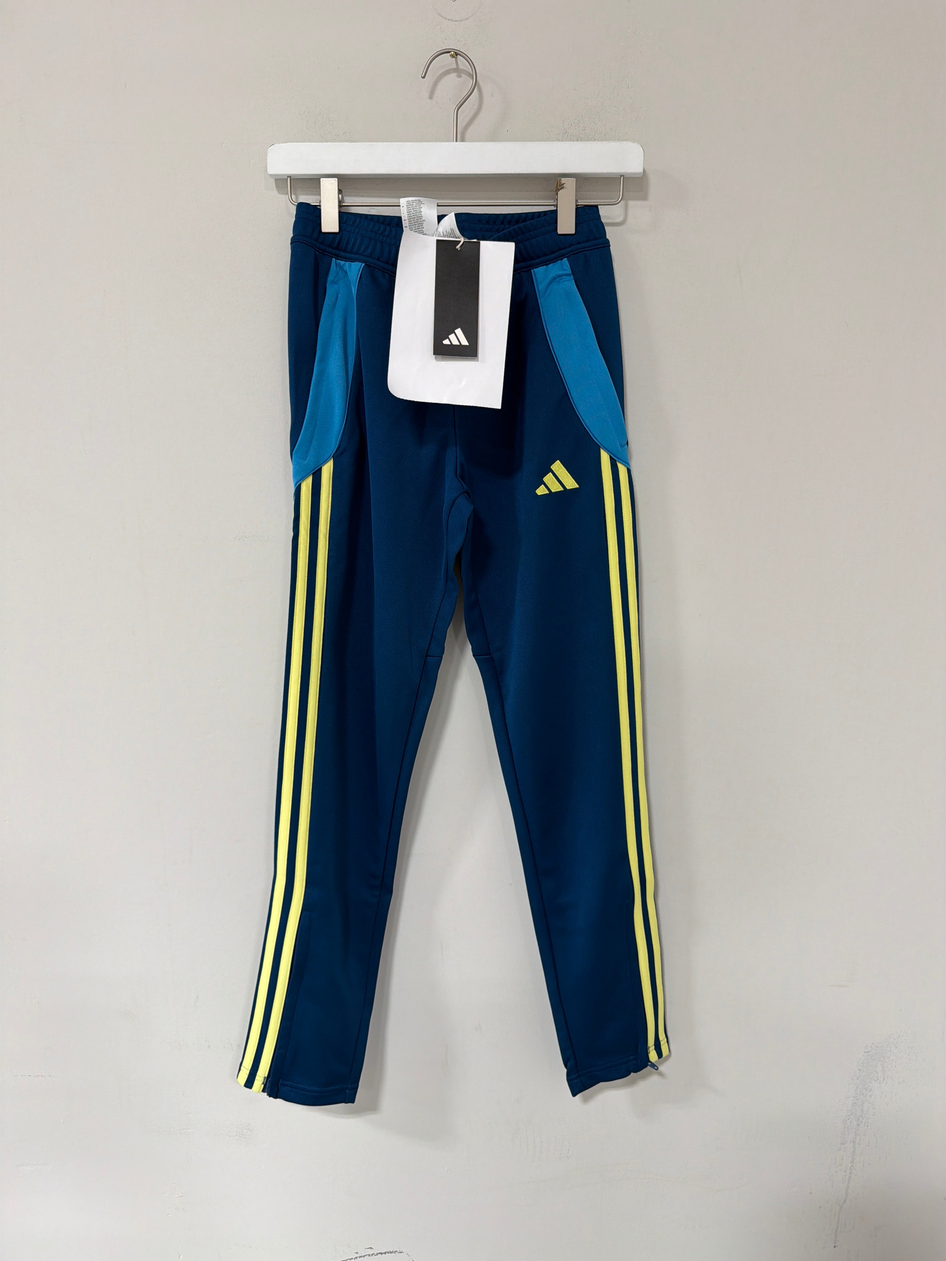 Adidas Tiro 24 Track Pants Youth Sz Medium