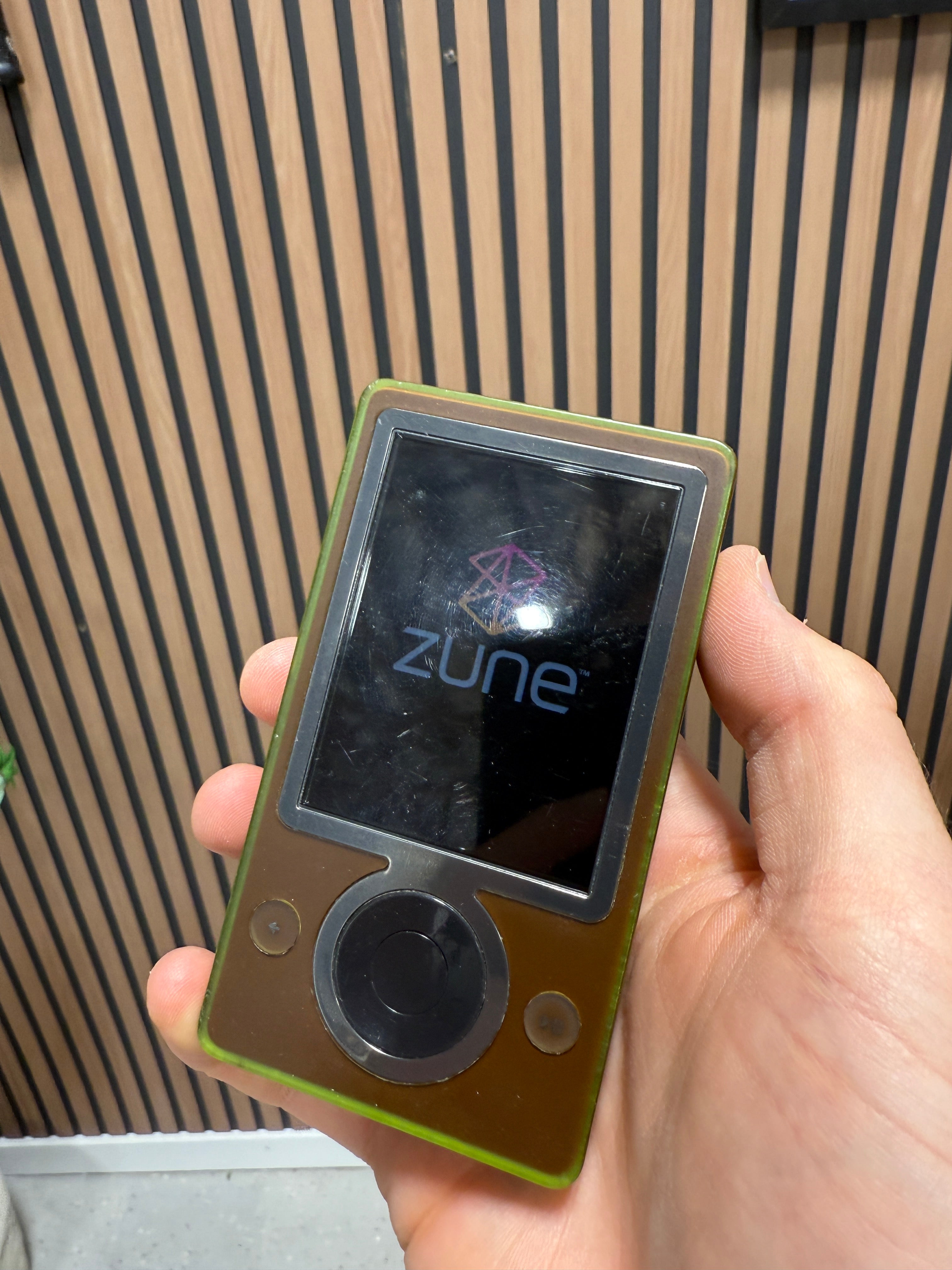 Microsoft Zune 30gb Brown Digital Media Player Model 1091 Good Condition (B3:20)