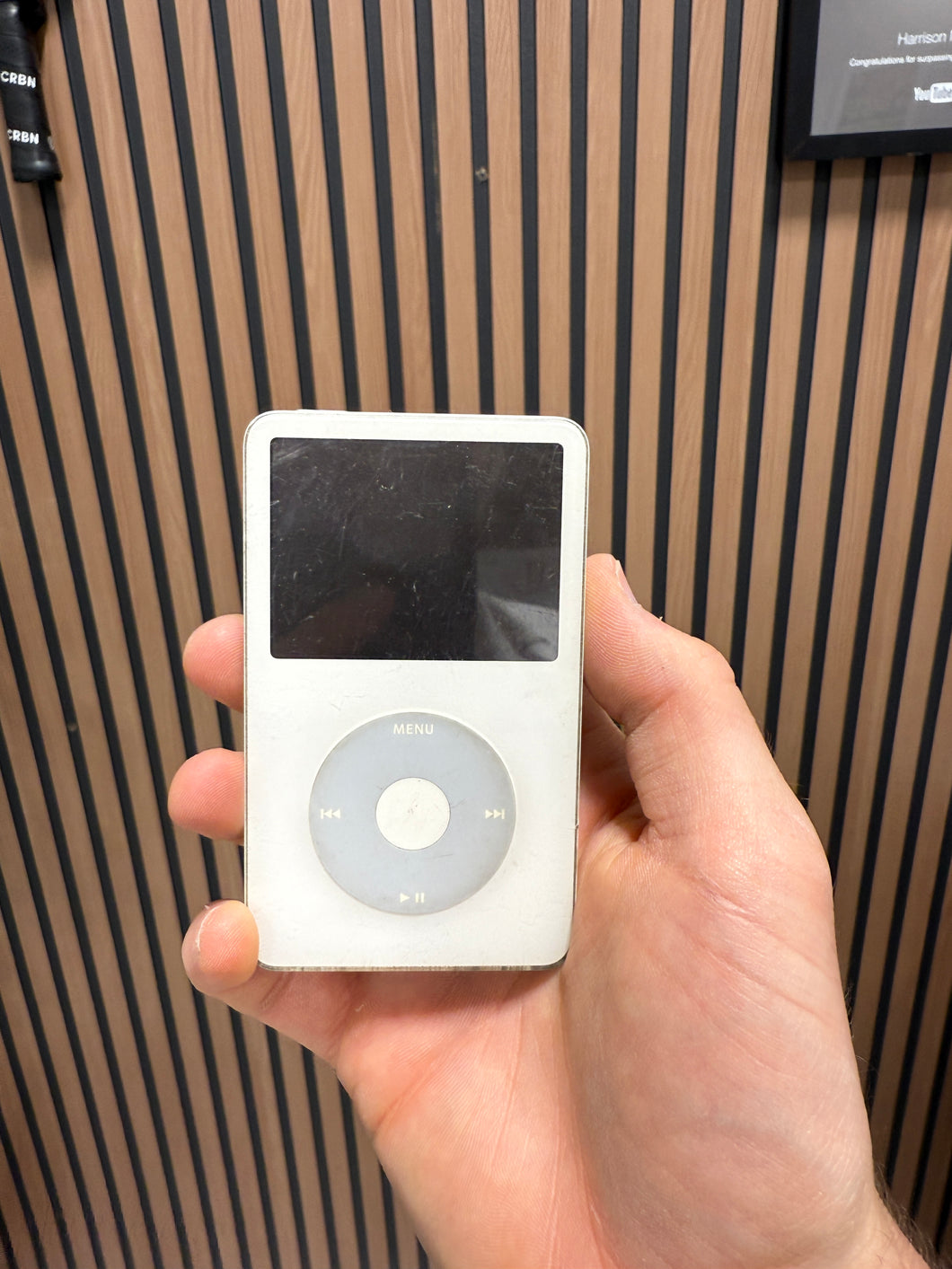 Apple iPod Classic 5th Generation Model A1136 White 30GB