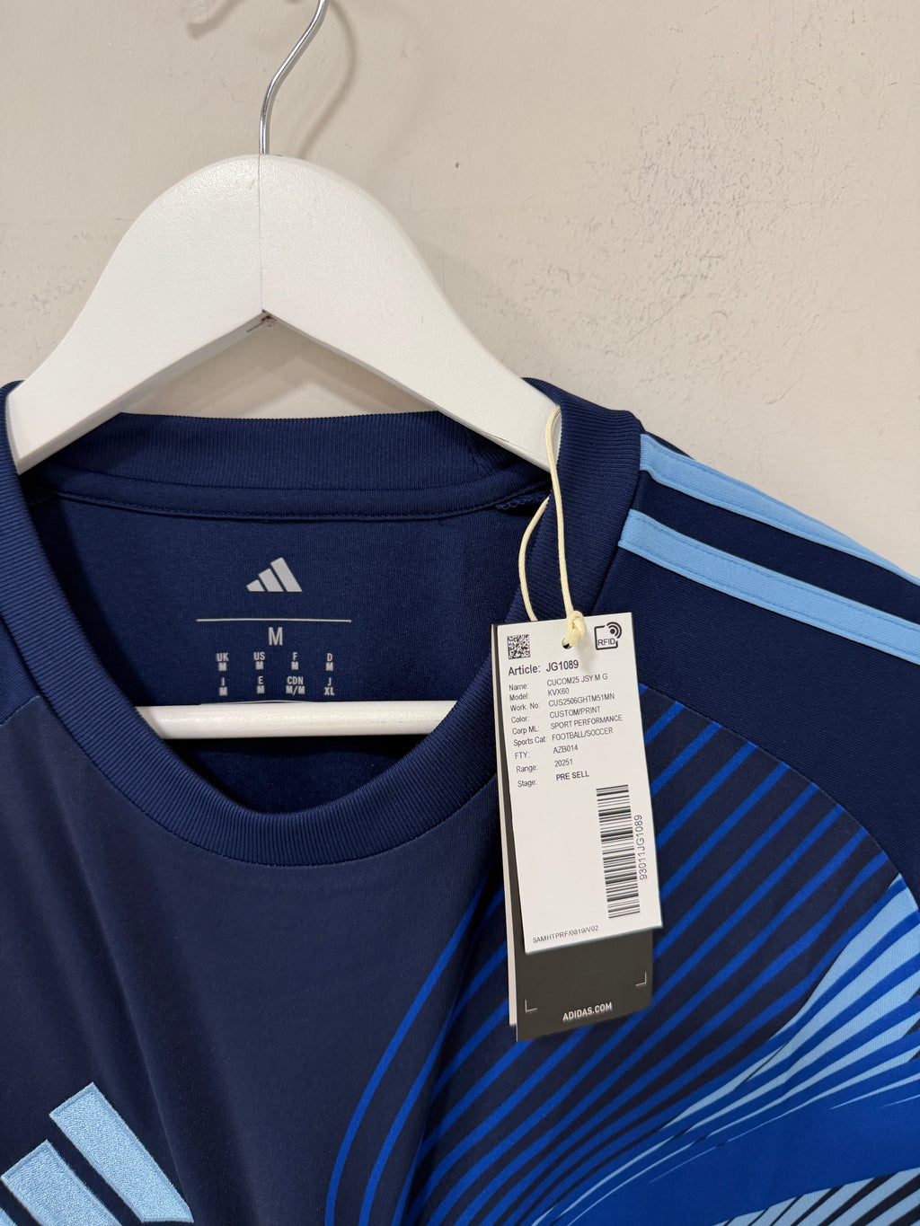 Adidas Custom Mens Jersey Sz Medium Sample