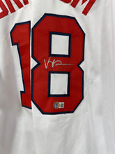 Load image into Gallery viewer, Signed Braves Grissom Jersey Sz XL
